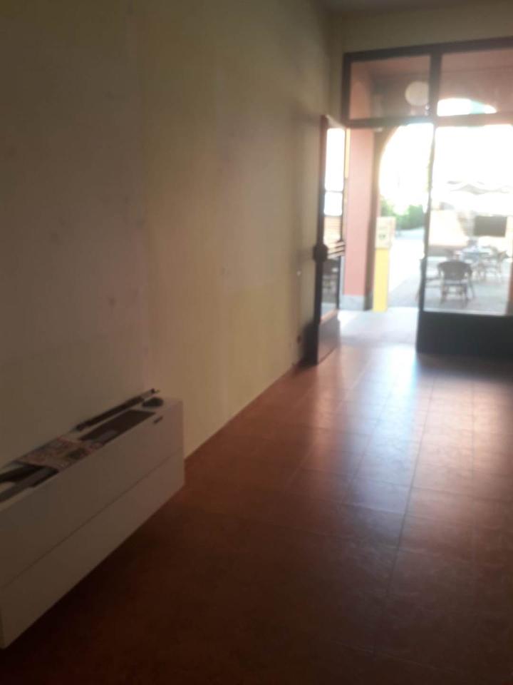 Negozio in , Novellara, {3} - Foto 1