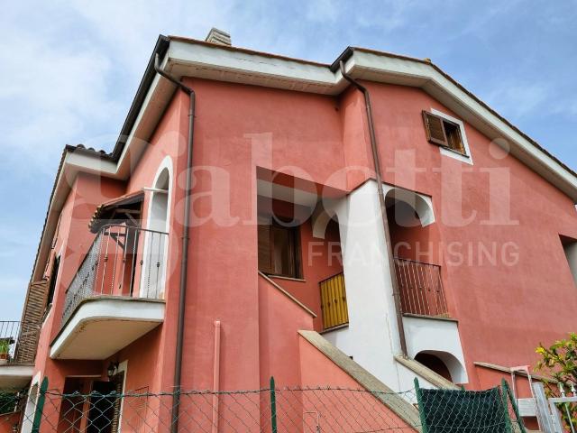 3-room flat in Via Lambruschina, Stimigliano - Photo 1