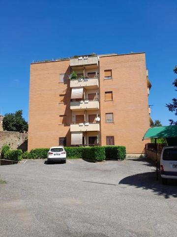 Vierzimmerwohnung in Via Morelli 23, Civita Castellana - Foto 1