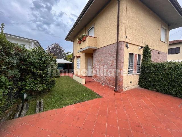 Vierzimmerwohnung in Via Scassi Carli, Forte dei Marmi - Foto 1