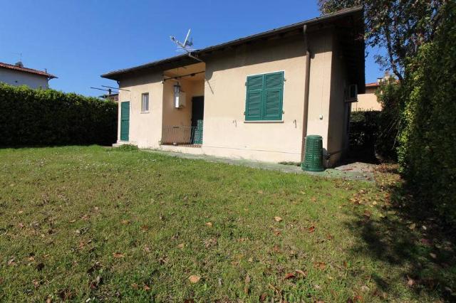 Villa in Via G. Agnelli 112, Forte dei Marmi - Foto 1