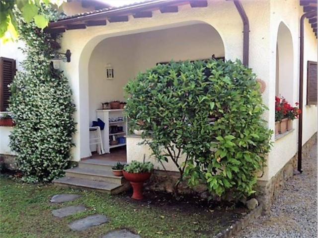 Villa in Via Duca Abruzzi 60, Forte dei Marmi - Foto 1