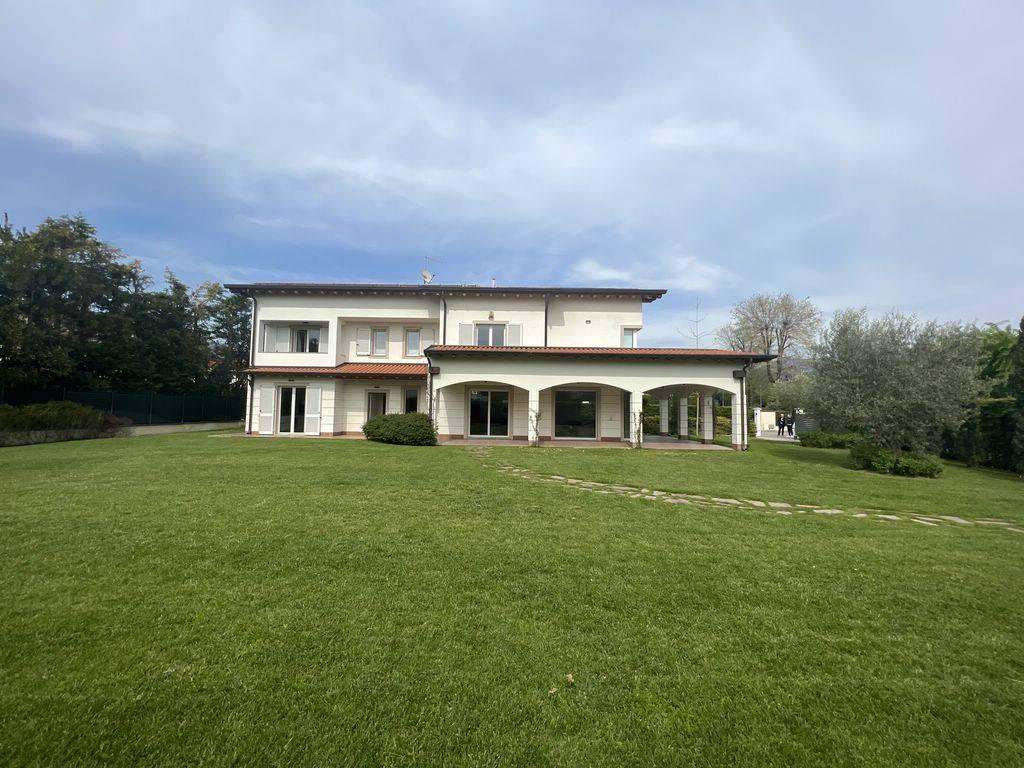 Villa in affitto a Forte Dei Marmi