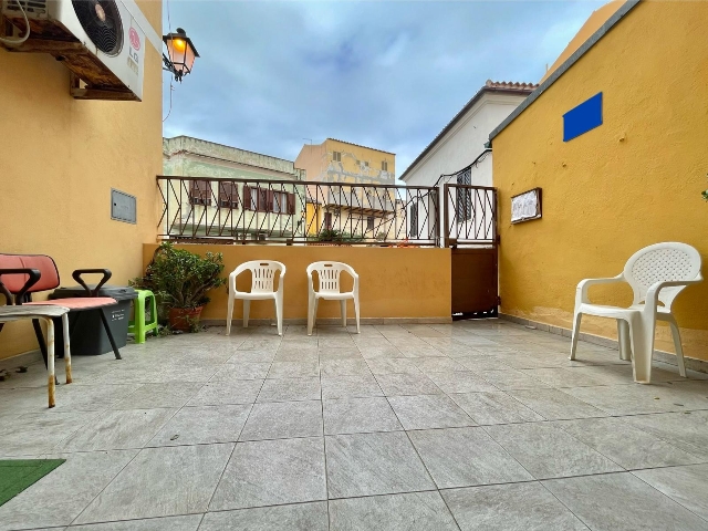 3-room flat in Via Domenico Corti, La Maddalena - Photo 1