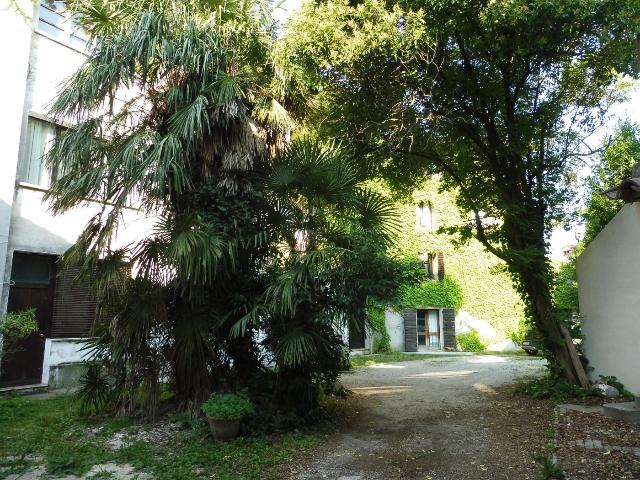 3-room flat in Via Campo Marzio 50, Bassano del Grappa - Photo 1