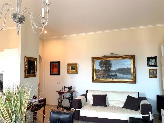 3-room flat in Via Lanuvia, Velletri - Photo 1