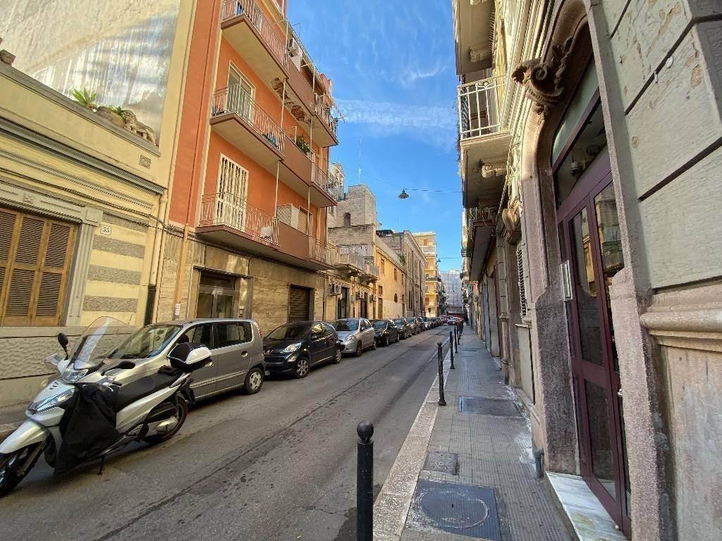 Negozio in Via Castromediano, Bari, {3} - Foto 2
