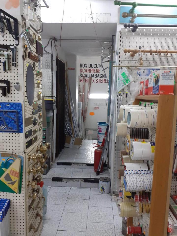 Negozio in Via Indipendenza, Bari, {3} - Foto 1