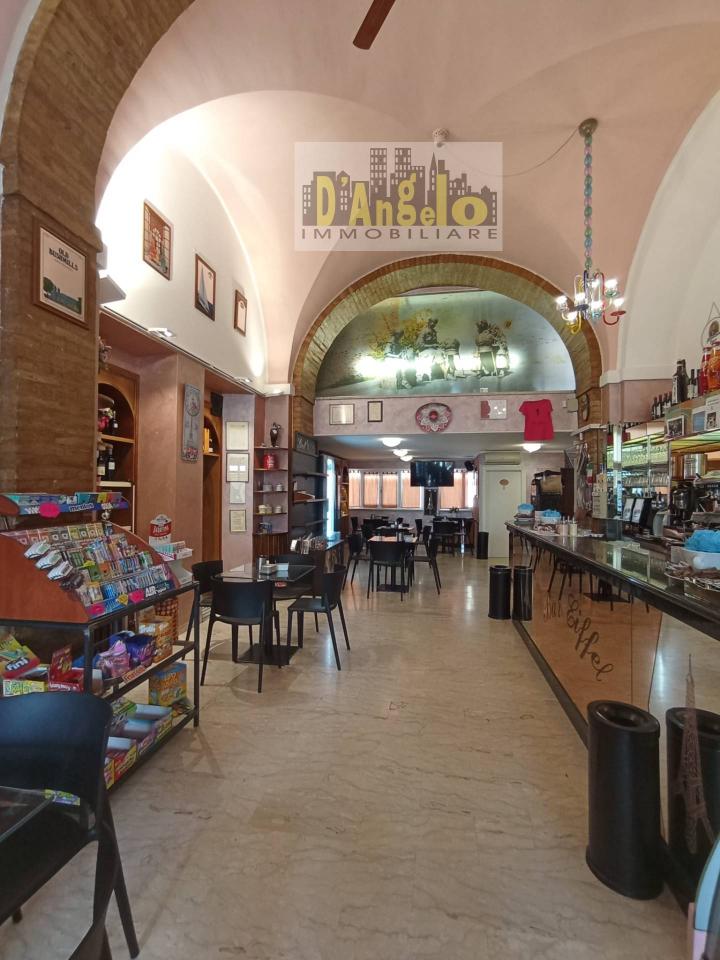 Bar in Borgo G. Leopardi 33, Offida, {3} - Foto 2