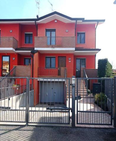 Villa a schiera in Piazza Martiri della Libertà 3, Rosolina - Foto 1