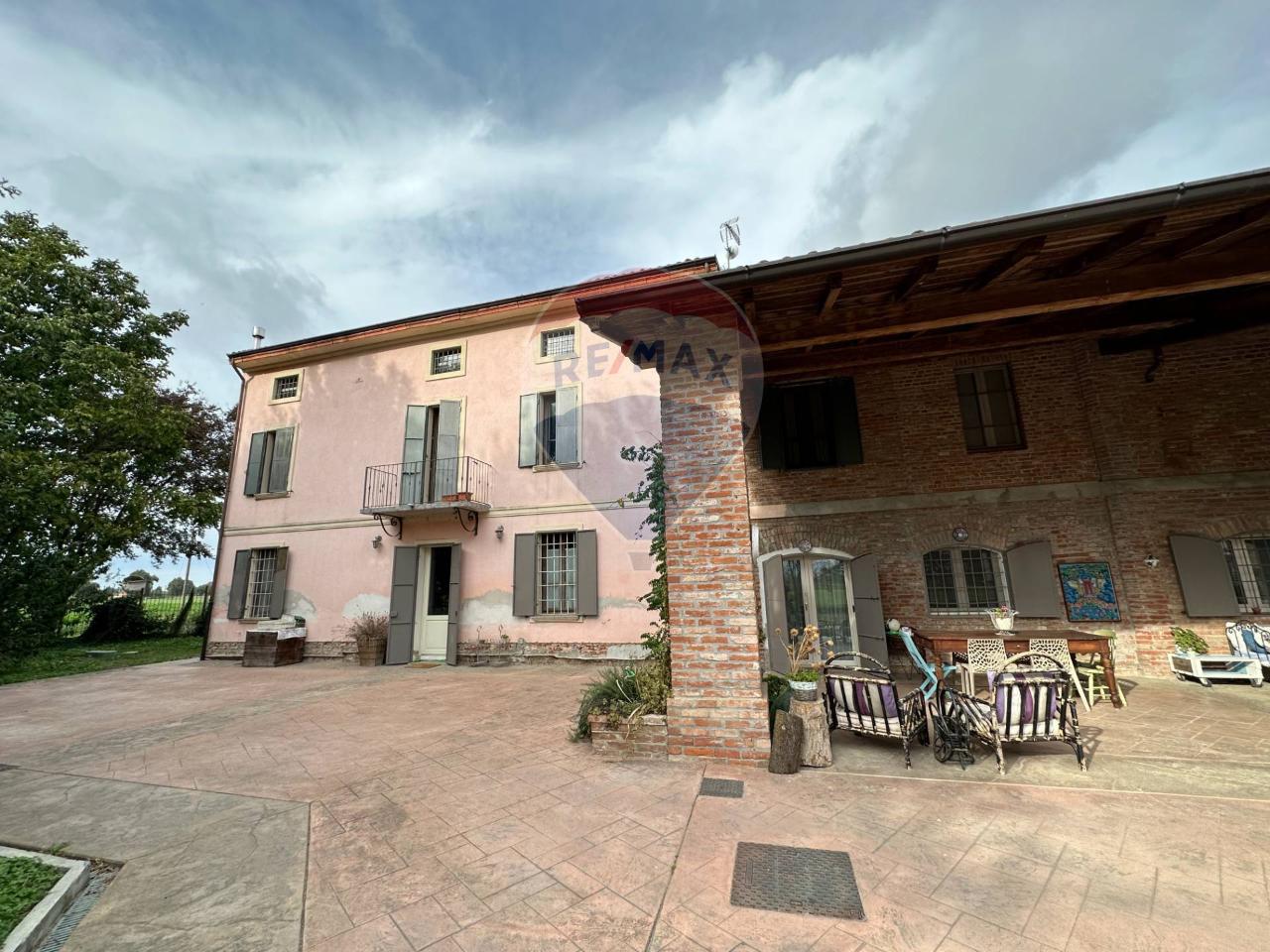 Villa in vendita a Pieve D'Olmi