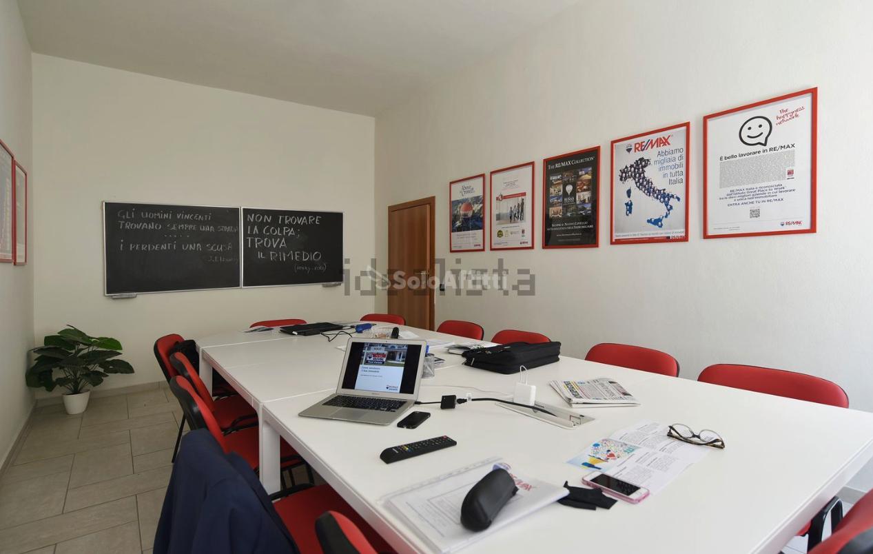Ufficio in Via Alessandro Manzoni 6, Crema, {3} - Foto 1
