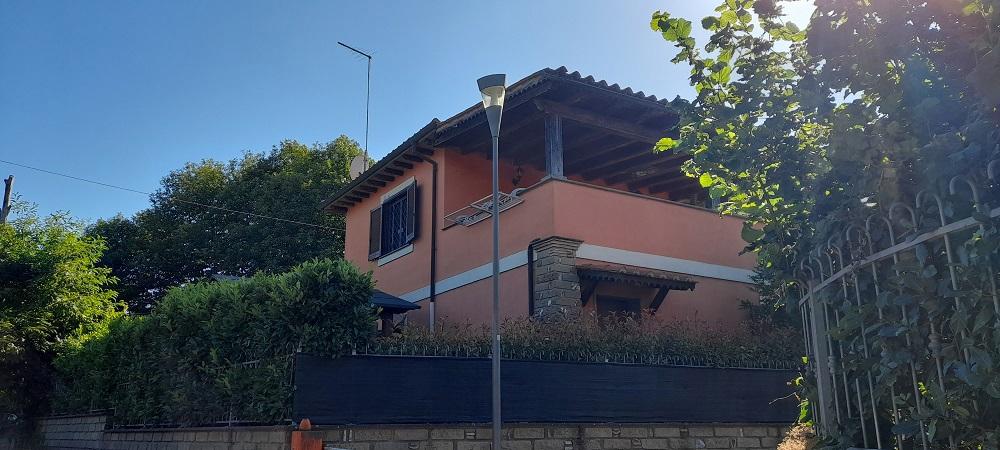 Villa in vendita a Manziana