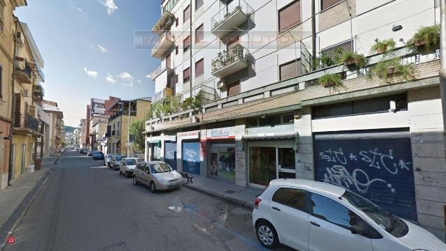 Geschäft in Via XXIV Maggio, Cosenza - Foto 1