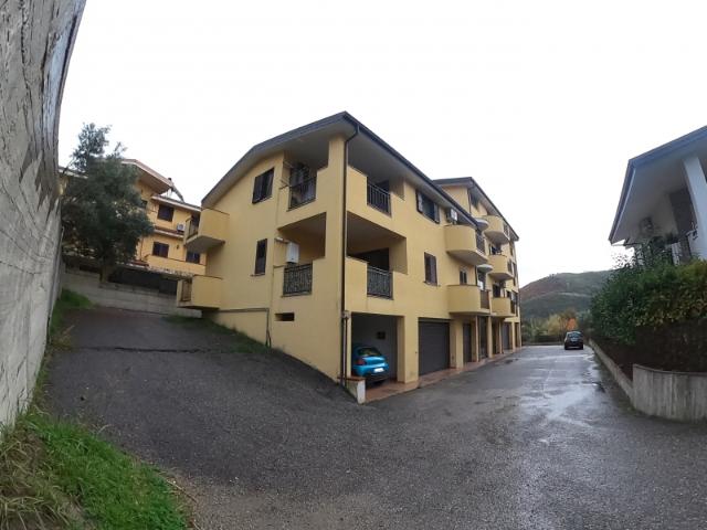 Quadrilocale in Via Roberto Rossellini Snc, Mendicino - Foto 1