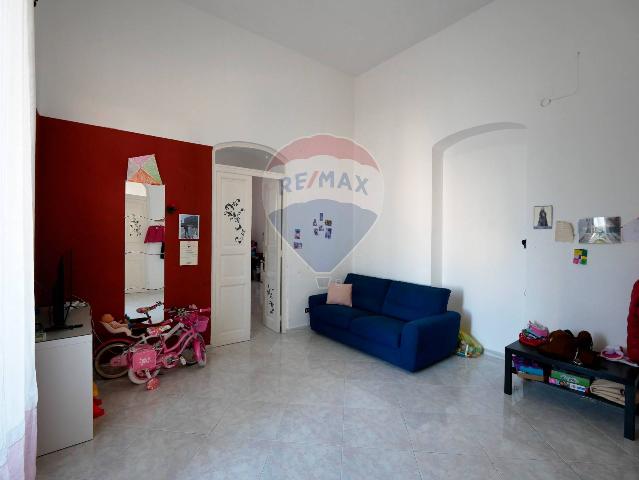 3-room flat in {3}, Piazza XX Settembre 18 - Photo 1