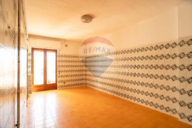 3-room flat in Via Faenza 12, Triggiano - Photo 1