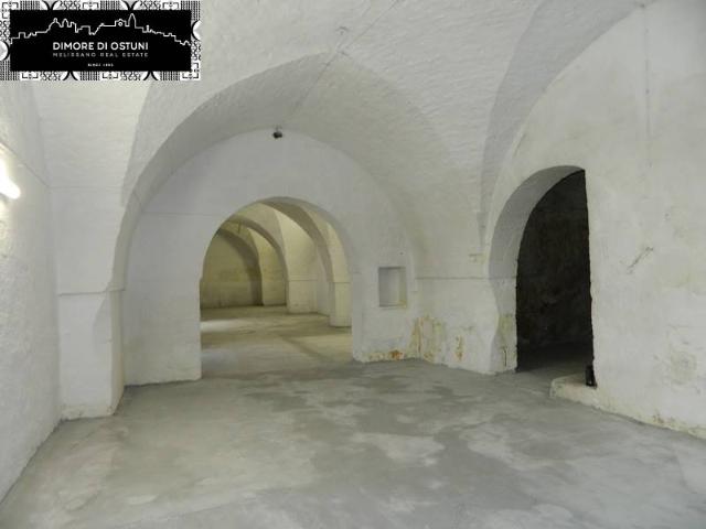 Garage or car box, Ostuni - Photo 1