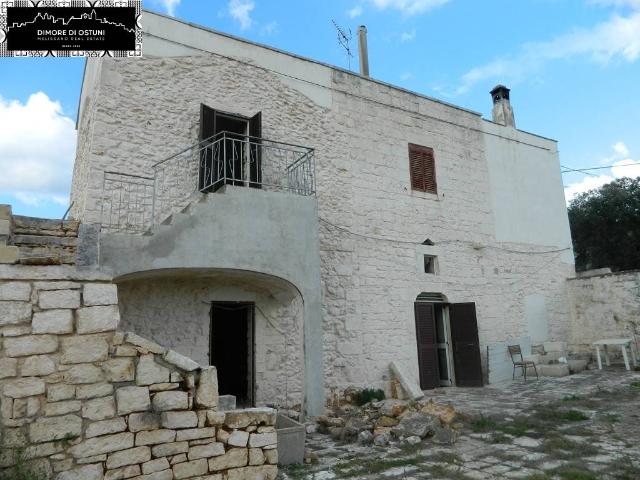 Country house or cottage, Ostuni - Photo 1