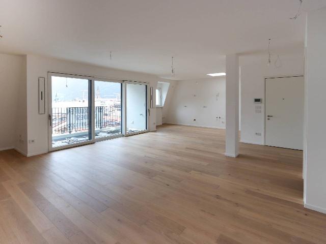 Penthouse in Via Cassa di Risparmio 9, Bolzano - Foto 1