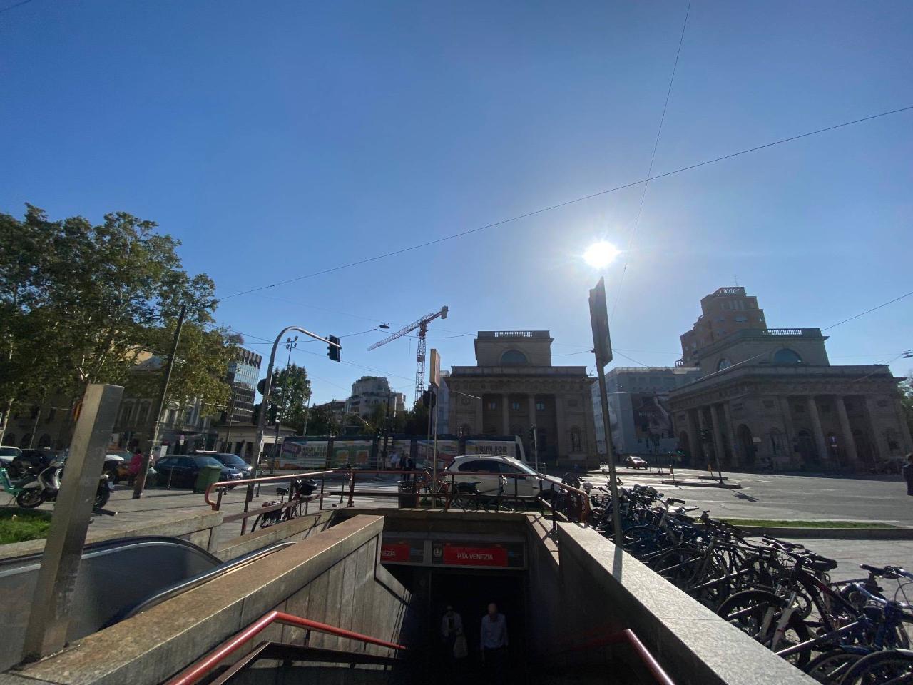 Negozio in Piazza Guglielmo Oberdan, Milano, {3} - Foto 2
