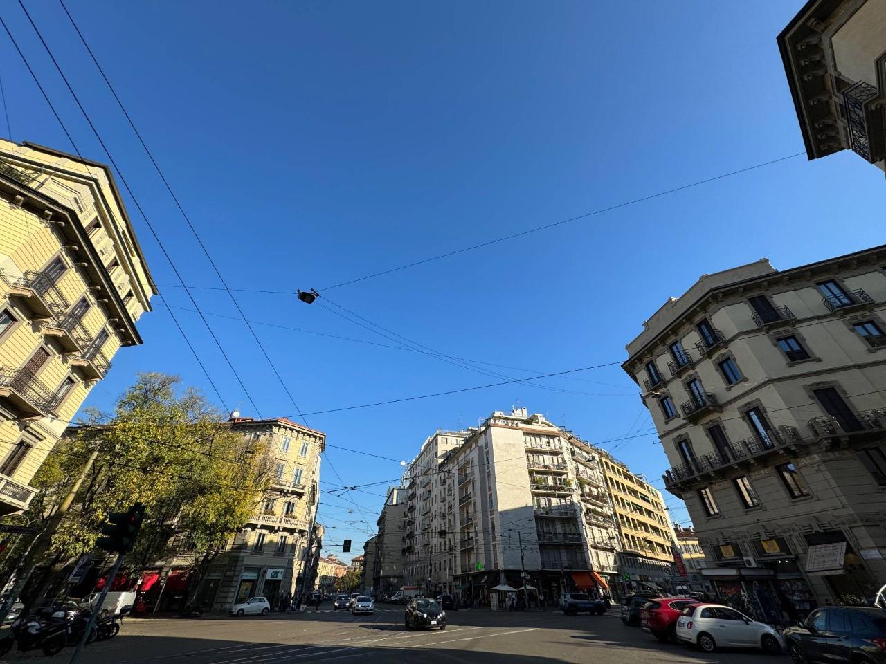 Negozio in Via Giosue' Carducci, Milano, {3} - Foto 2