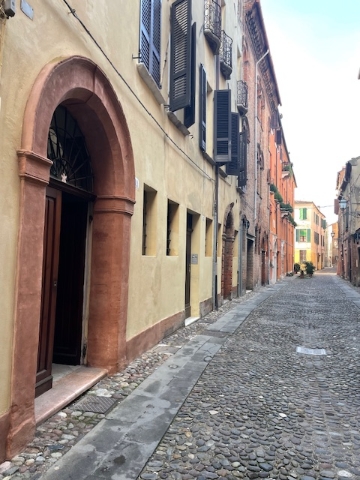 Vierzimmerwohnung in Via della Vittoria, Ferrara - Foto 1