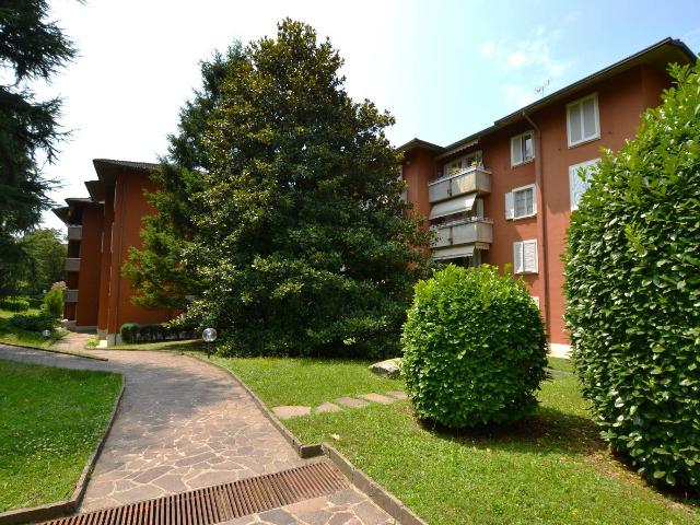 3-room flat in Via San Francesco d'Assisi 7, Merate - Photo 1