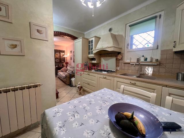 4-room flat, Poggio a Caiano - Photo 1