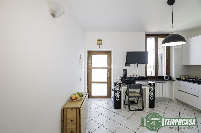 3-room flat in Via Piave 40, Lodi Vecchio - Photo 1