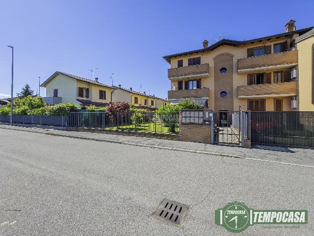 One-room flat in Largo Fontanili 38, Caselle Lurani - Photo 1