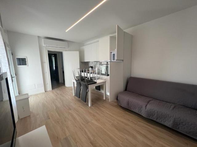 3-room flat in Via Benvenuto Cellini 27, Jesolo - Photo 1