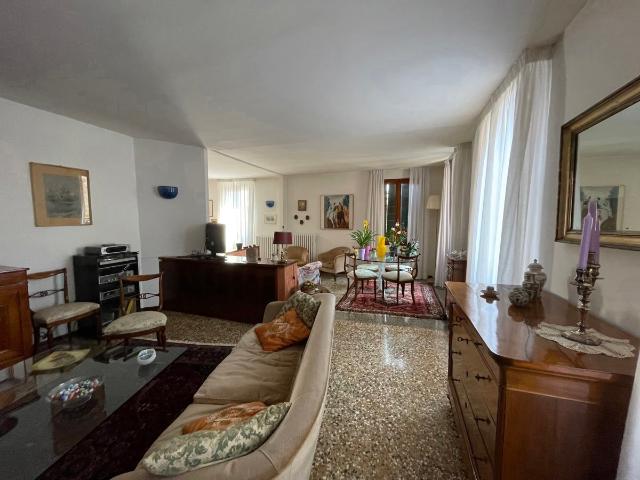 4-room flat in San Polo, Venezia - Photo 1