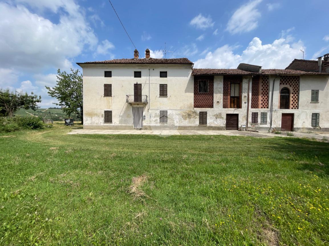 Casa indipendente in vendita a Calamandrana