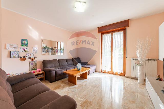 3-room flat in Via Campoverde 12, San Giuliano Milanese - Photo 1