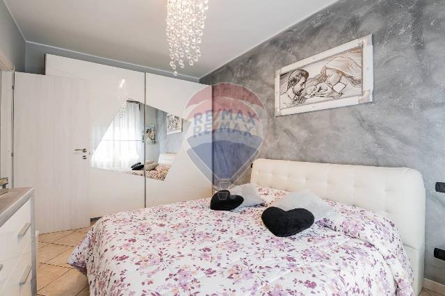 3-room flat in Bambini di Beslan 12, San Giuliano Milanese - Photo 1