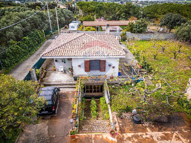 Casa indipendente in Strada Vicinale Marchetto Traversa dal 67 al 79 75, Sassari - Foto 1