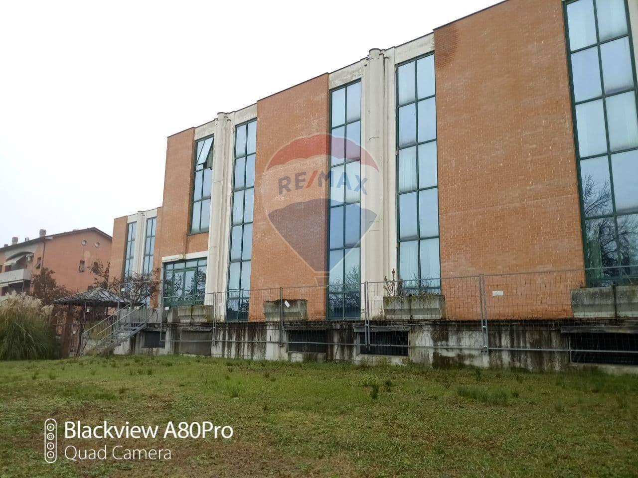 Albergo in vendita a Gattatico