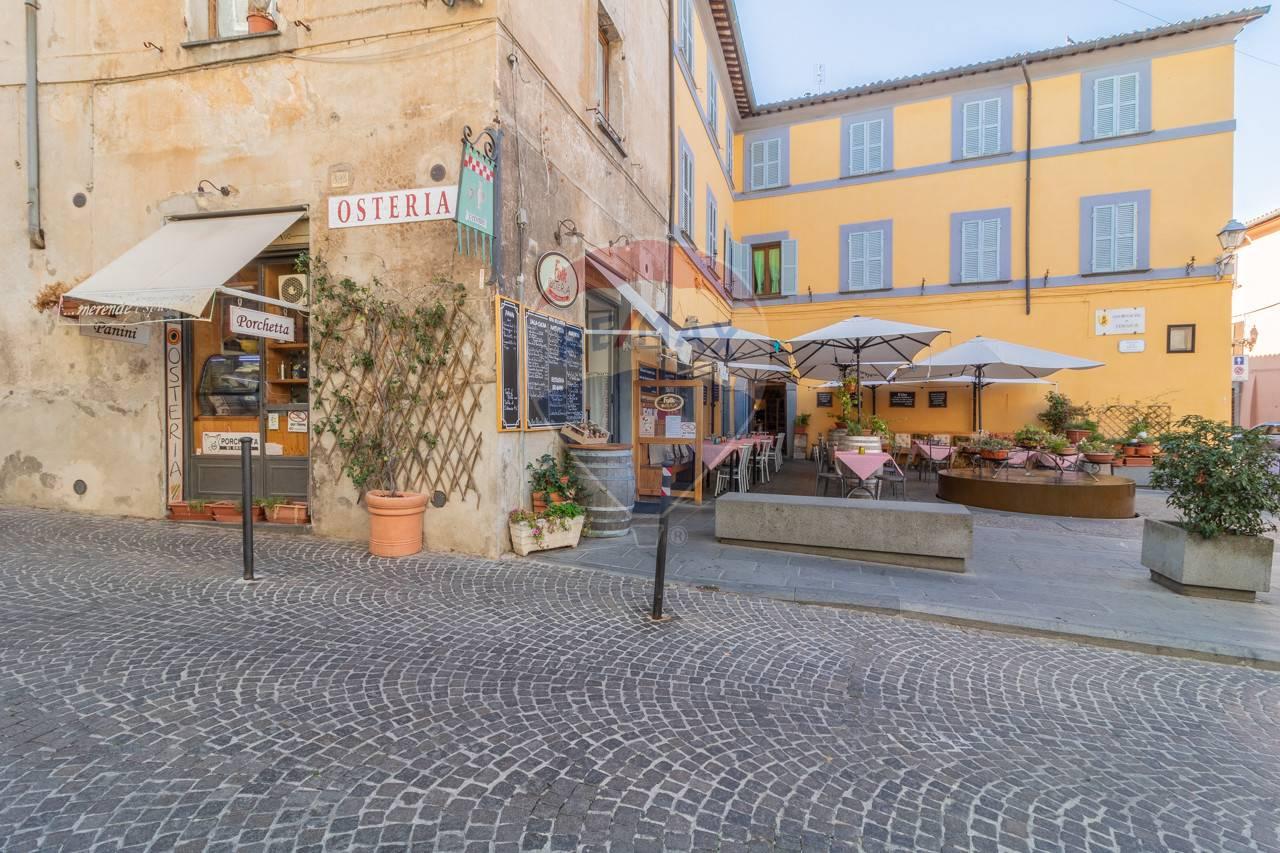 Esercizio commerciale in Corso Cavour 331, Orvieto, {3} - Foto 2