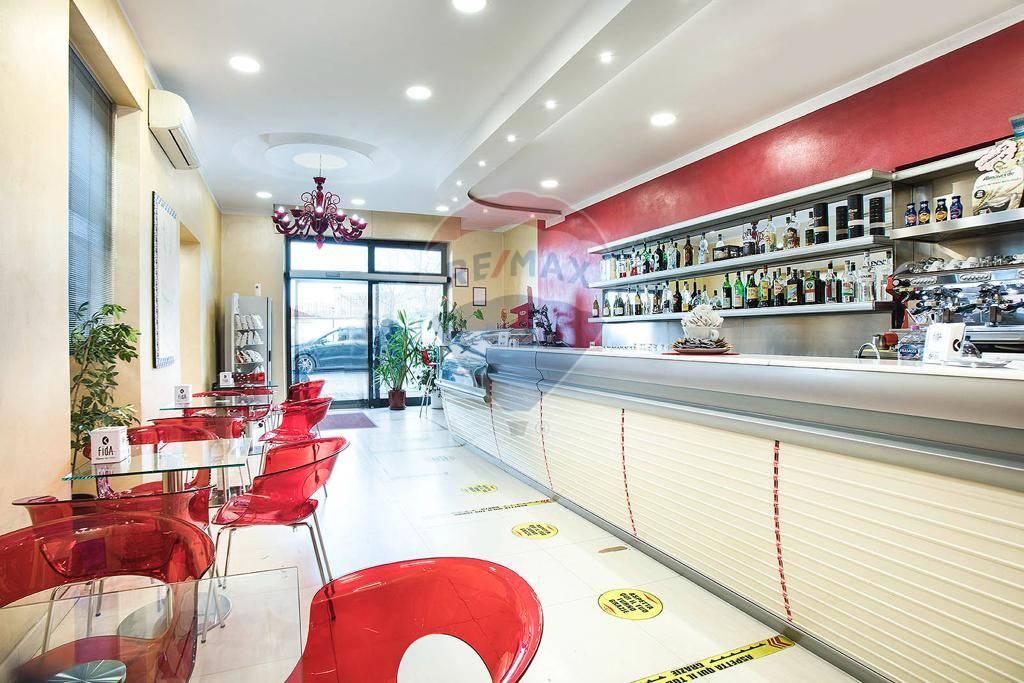 Esercizio commerciale in Via Vico Squarano 45, Viterbo, {3} - Foto 2