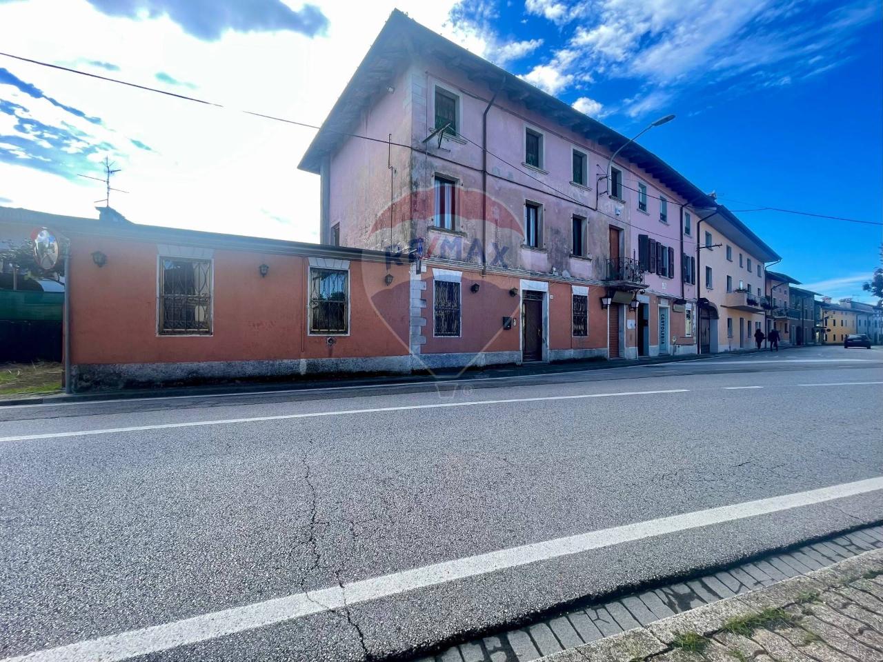 Negozio in Piazza Cinque Martiri 15, Pasian Di Prato, {3} - Foto 1