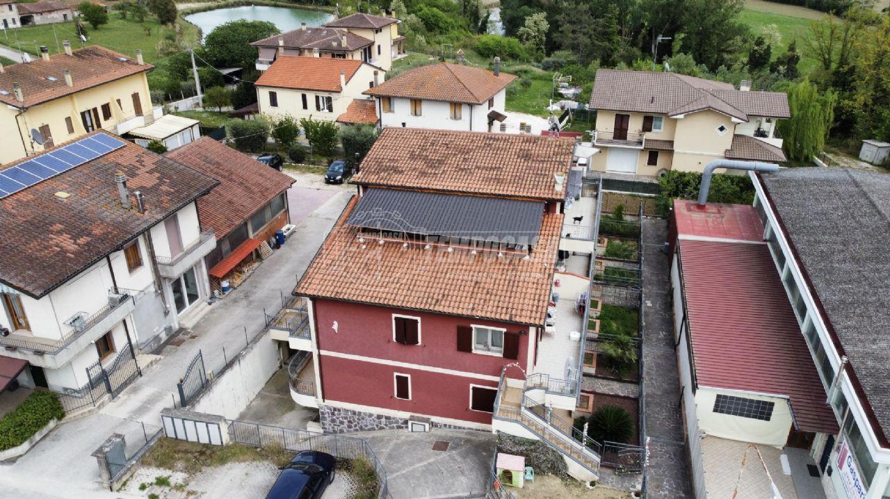 Appartamento in vendita a Montecalvo In Foglia