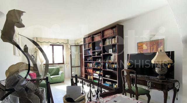 4-room flat in {3}, - Photo 1