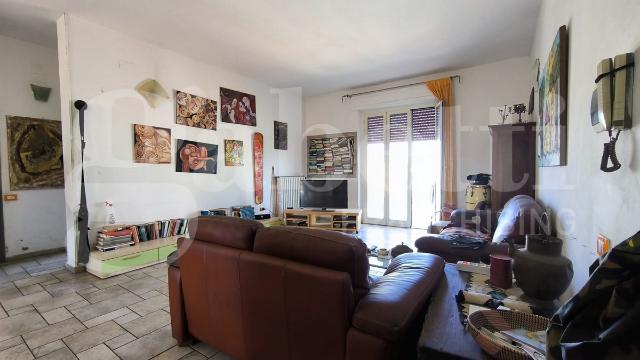 Vierzimmerwohnung in Via Salceta, Follonica - Foto 1