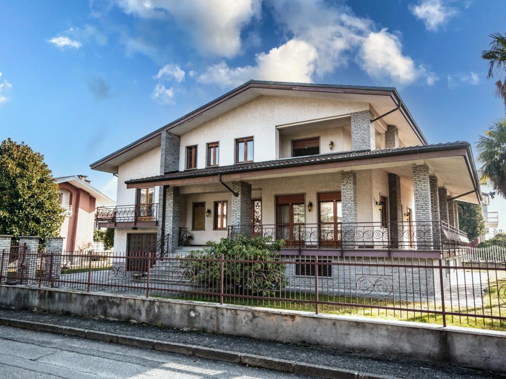 Villa in vendita a Bricherasio