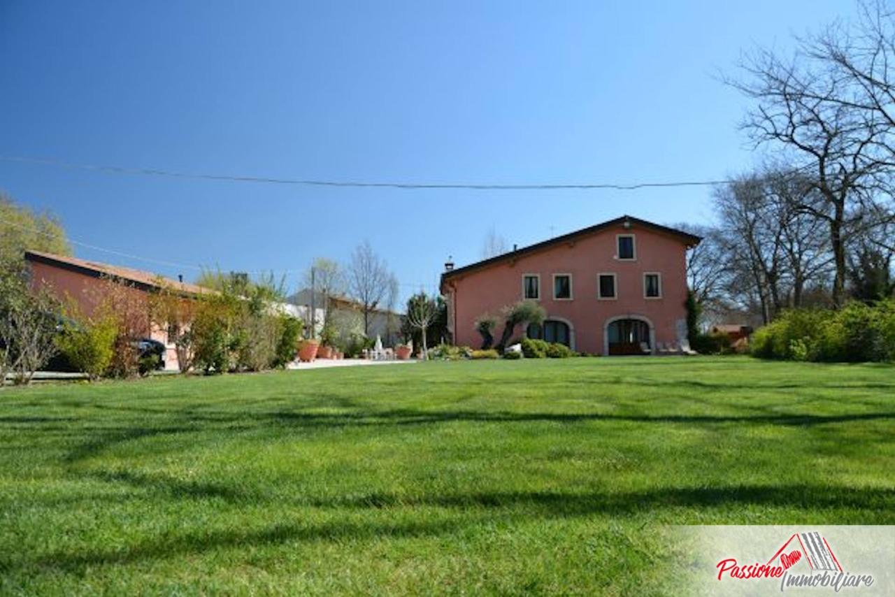 Esercizio commerciale in Località Gobbini 28b, Valeggio Sul Mincio, {3} - Foto 2