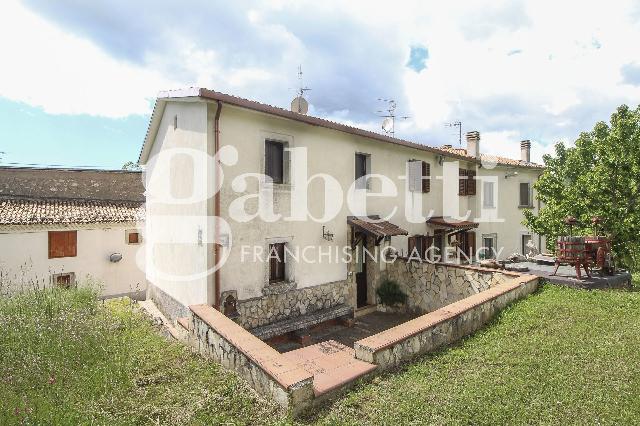 4-room flat in Via Lotuso  2, Ateleta - Photo 1