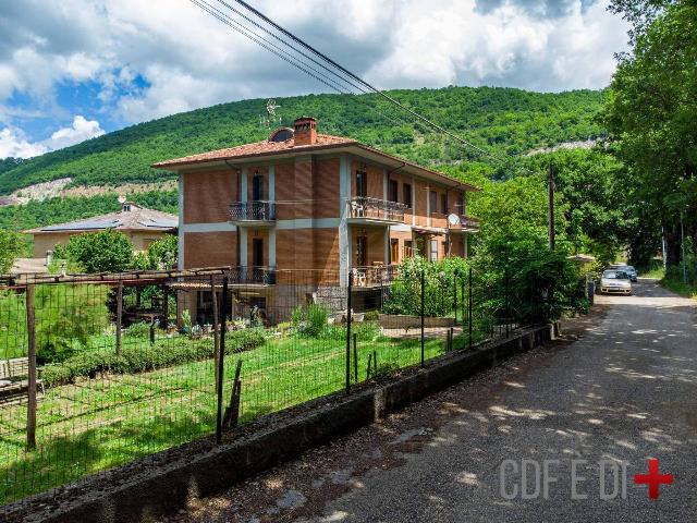 Villa in Via Monte Burno, Borgorose - Foto 1