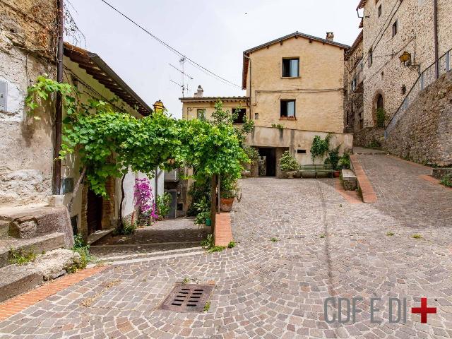 Einzimmerwohnung in Via Porta Maggiore, Toffia - Foto 1