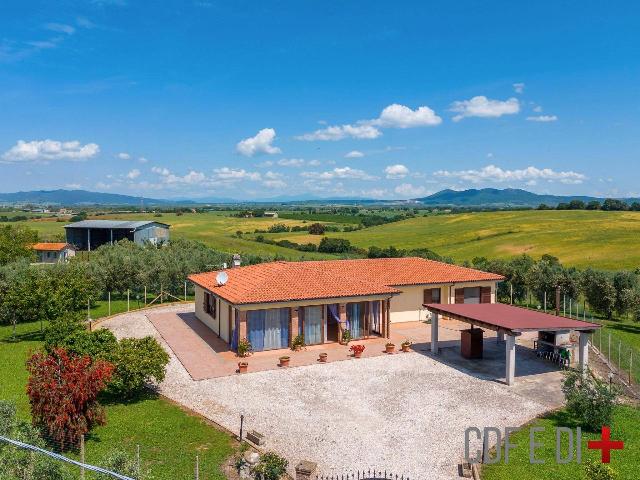 Villa in Via del Poggio, Montalto di Castro - Foto 1